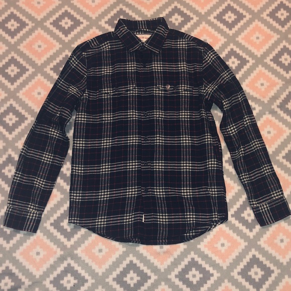 American Eagle Outfitters Navy Blue/RedWhite Plaid Flannel Shirt Size Small NWOT - Picture 1 of 14